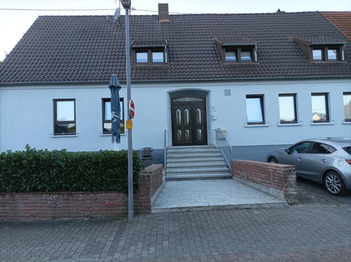 Apartmán Gaststaette Molitor Saarlouis Exteriér fotografie